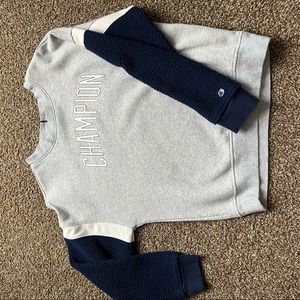 Mens medium Champion crew neck. Gray with blue sleeves